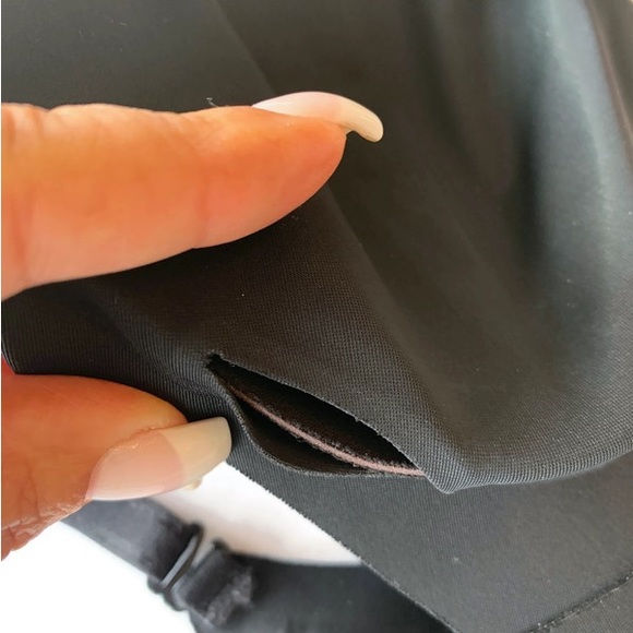 *LIKE NEW*BTempted by Wacoal Wire Free Bra SIZE 38B/C - Picture 6 of 9